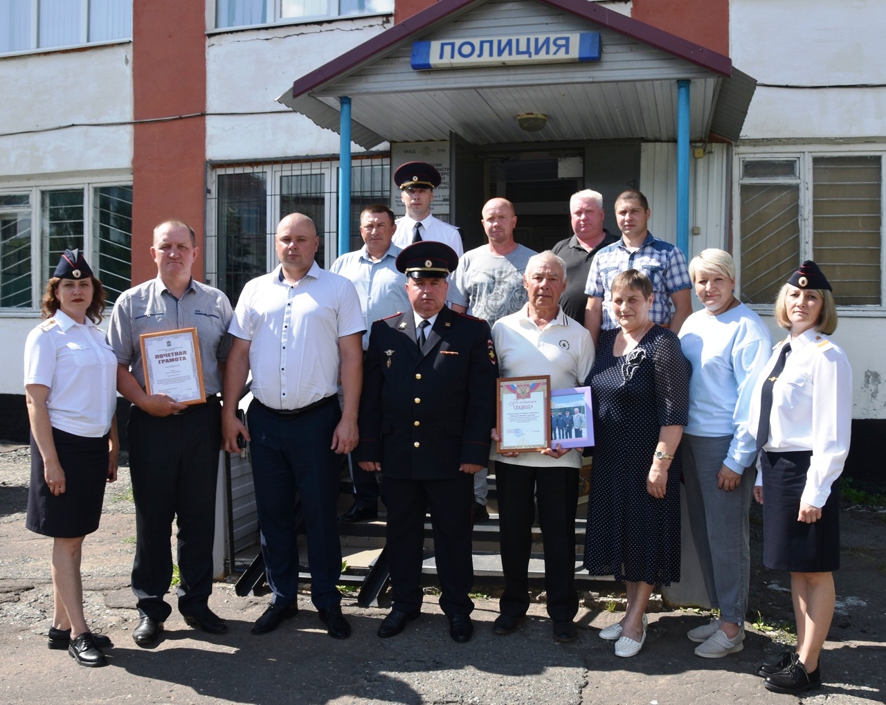 В ОМВД по Знаменскому району состоялось торжественное посвящение в ветераны.
