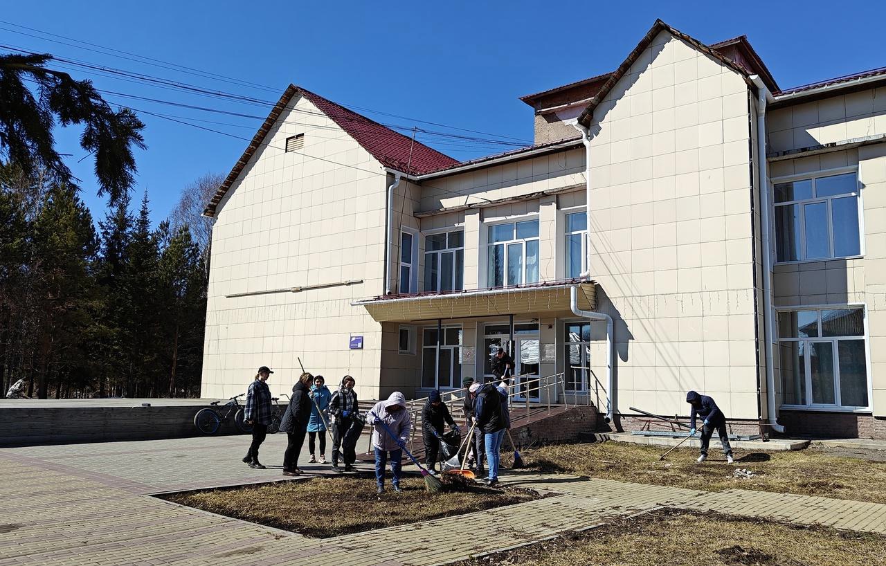 В Знаменском районе проходит месячник по благоустройству.