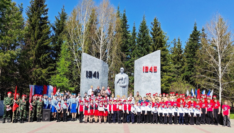 В Знаменском состоялся районный смотр строя и песни «Плац-парад - 2025». В Знаменском состоялся районный смотр строя и песни «Плац-парад - 2025».